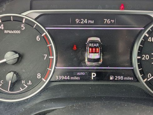 Used 2023 Nissan Rogue S image 19