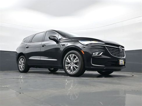 Certified 2023 Buick Enclave Premium w/ Experience Buick Package image 24