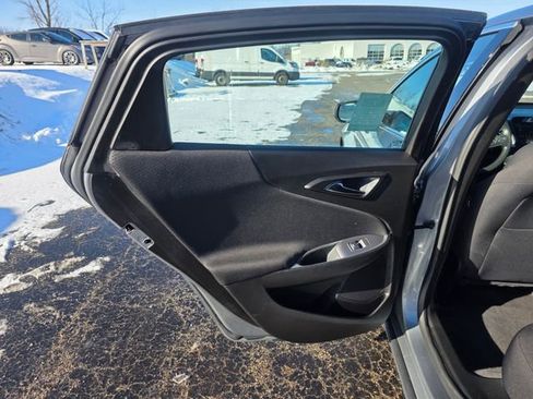 Used 2024 Chevrolet Malibu LT image 25