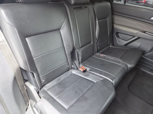 Used 2022 Volkswagen Atlas Cross Sport SE AWD/4WD image 18