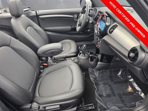 Used 2022 MINI Cooper Convertible image 29