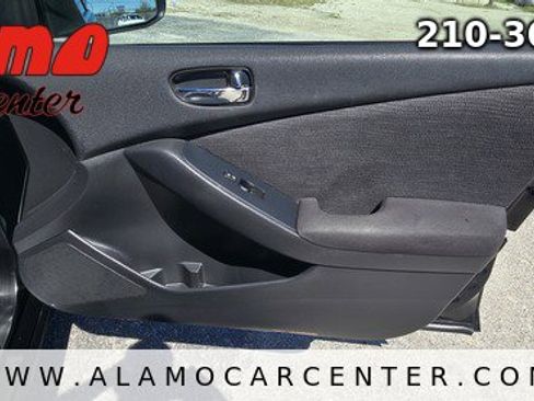 Used 2012 Nissan Altima 2.5 S FWD image 18