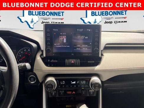Used 2022 Toyota RAV4 XLE Premium FWD image 15