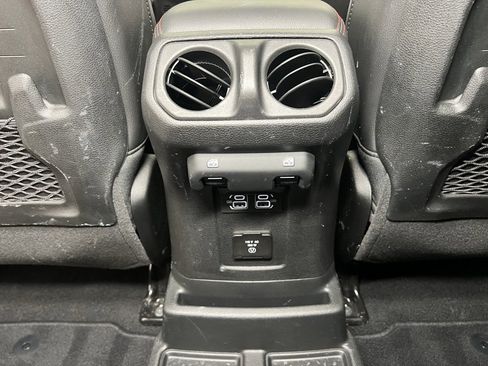 Used 2021 Jeep Wrangler Unlimited Rubicon w/ Uconnect 4C Nav & Sound Group image 23