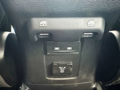 Used 2023 Jeep Wrangler Unlimited Sahara w/ Cold Weather Group AWD/4WD image 28