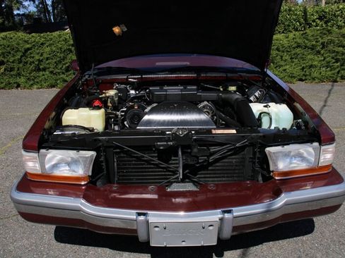 Used 1992 Buick Roadmaster Limited image 18