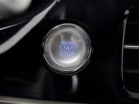 Used 2024 Genesis G70 2.5T w/ Sport Prestige Package image 20