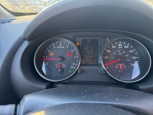 Used 2011 Nissan Rogue SV w/ SL Pkg image 8