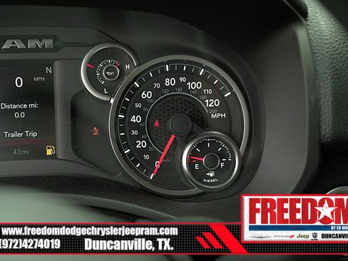 New 2025 RAM 2500 Tradesman image 33