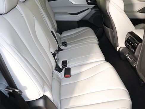 Certified 2024 Acura MDX w/Technology Package image 44