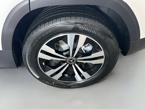 New 2026 Mercedes-Benz GLB 250 4MATIC image 32