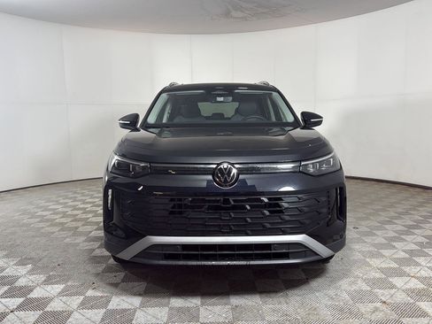 New 2026 Volkswagen Tiguan SE AWD/4WD image 8