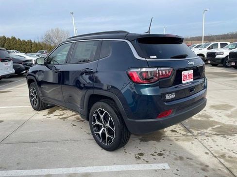 New 2026 Jeep Compass Limited AWD/4WD image 3
