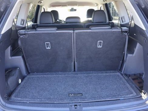 Used 2018 Volkswagen Atlas SE image 17