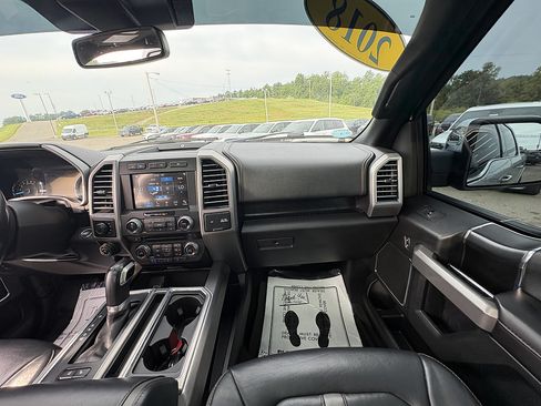 Used 2018 Ford F150 Platinum w/ Equipment Group 701A Luxury AWD/4WD image 23