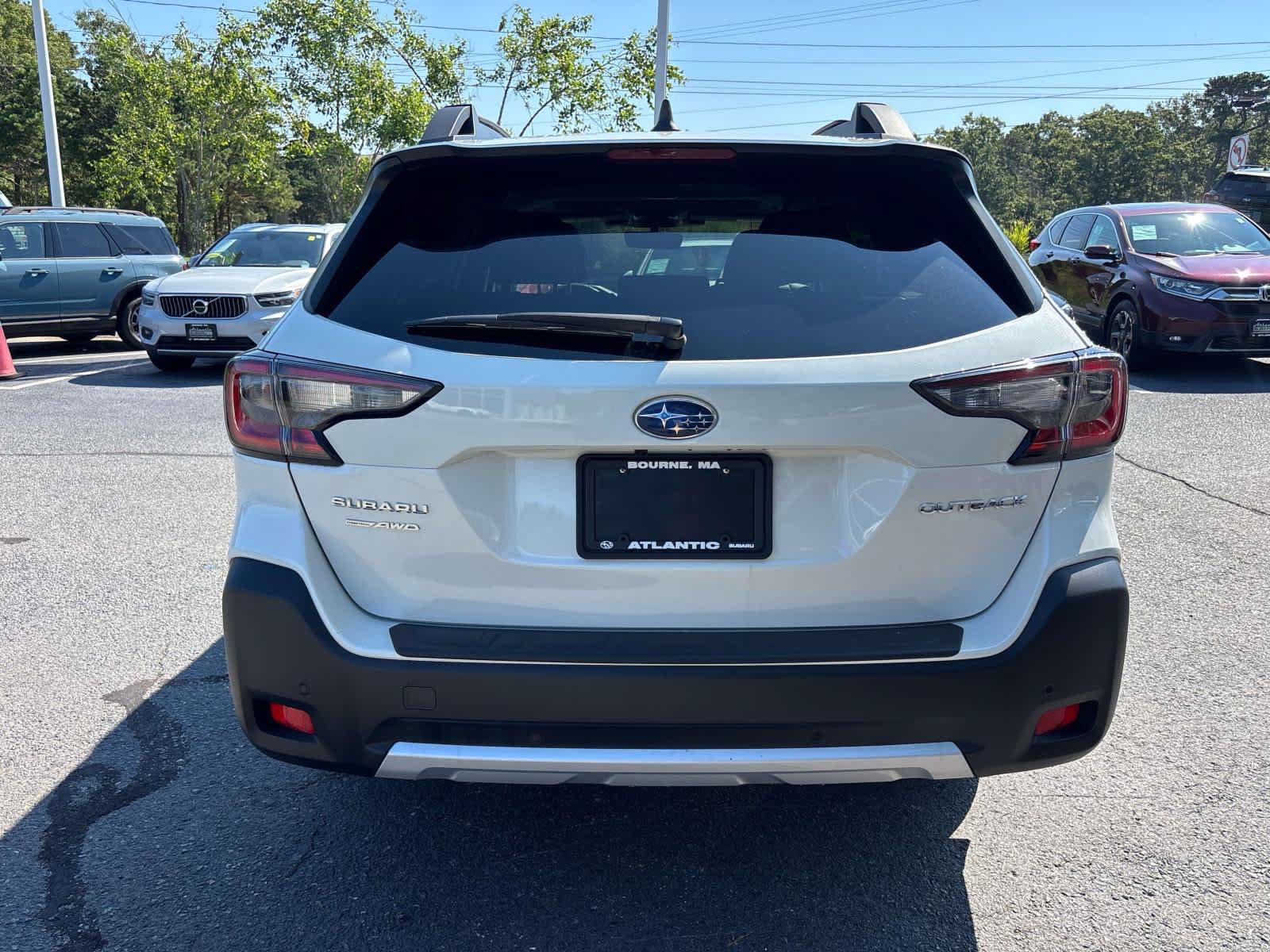 Used 2024 Subaru Outback Limited AWD/4WD image 3