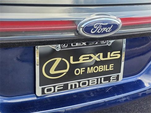 Used 2016 Ford Edge Titanium w/ Technology Package image 32