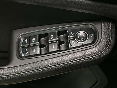 Used 2019 Porsche Macan S AWD/4WD image 80