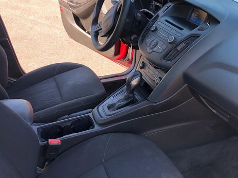 Used 2017 Ford Focus SE image 15