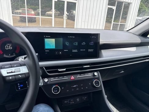 Used 2025 Hyundai Sonata SEL FWD image 20