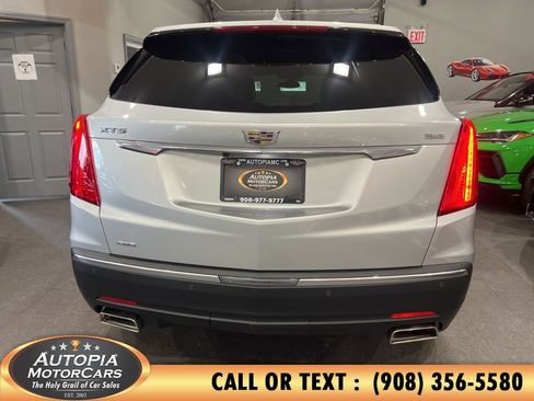 Used 2018 Cadillac XT5 Premium Luxury AWD/4WD image 46