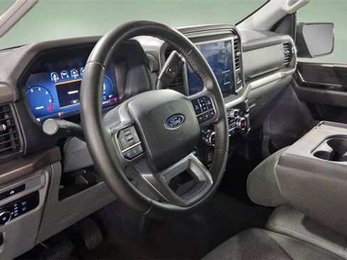 Used 2025 Ford F150 XLT w/ Equipment Group 301A Standard image 25