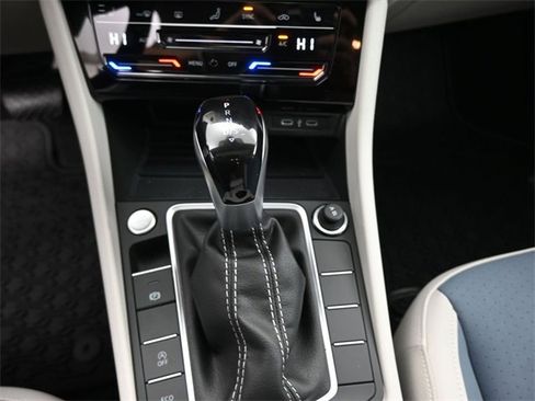 New 2026 Volkswagen Jetta SE image 31