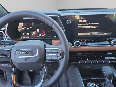 New 2026 GMC Canyon AT4 w/ AT4 Premium Package image 15