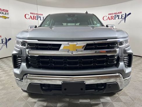Used 2025 Chevrolet Silverado 1500 LT AWD/4WD image 2