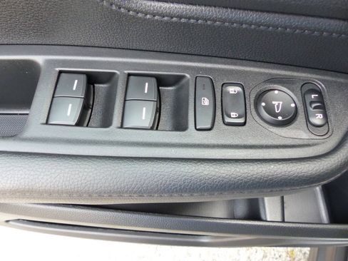 Used 2025 Honda Odyssey EX-L image 20