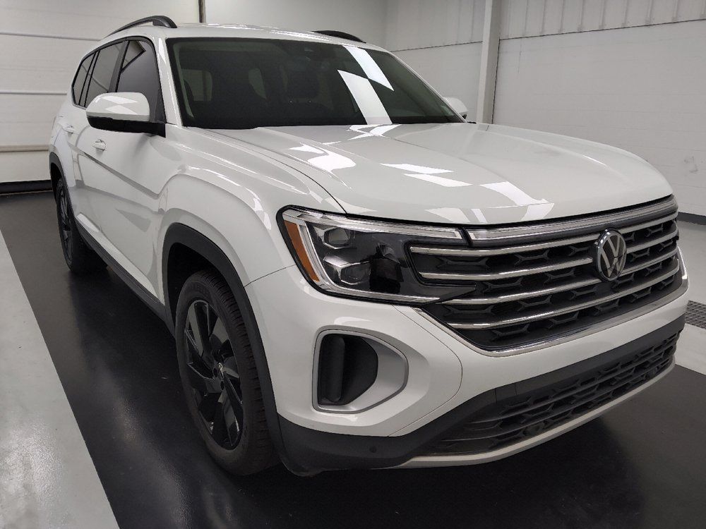 Used 2024 Volkswagen Atlas SE AWD/4WD image 13