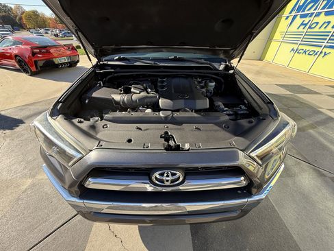 Used 2017 Toyota 4Runner Limited image 35