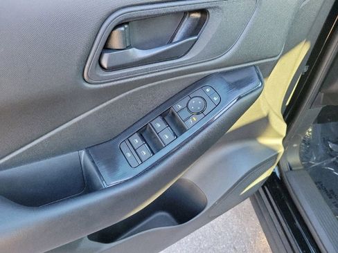 Certified 2025 Nissan Rogue S image 16