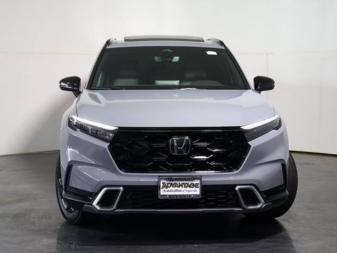 Used 2025 Honda CR-V Sport Touring image 9