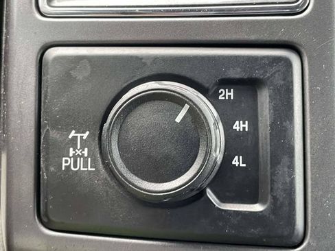 Used 2019 Ford F150 XLT w/ Equipment Group 302A Luxury AWD/4WD image 29