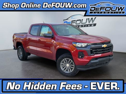 Used 2024 Chevrolet Colorado LT w/ LT Convenience Package II image 1