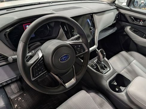 Used 2025 Subaru Outback Premium w/ Popular Package #1A image 22