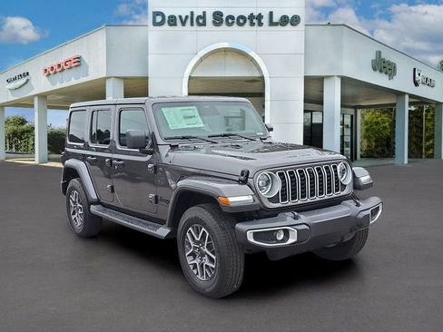 New 2026 Jeep Wrangler Sahara image 4