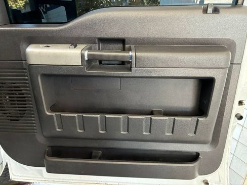 Used 2016 Ford F250 Lariat w/ Lariat Interior Package AWD/4WD image 17