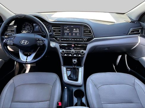 Used 2020 Hyundai Elantra Limited FWD image 14
