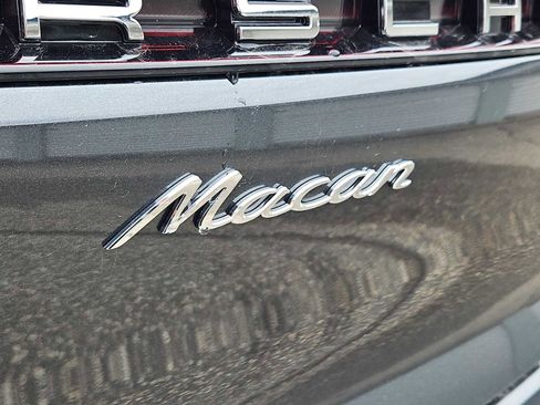New 2026 Porsche Macan AWD/4WD image 6