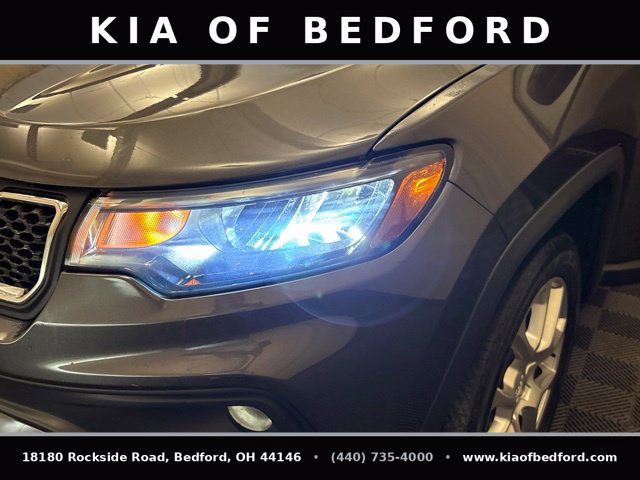 Used 2023 Jeep Compass Latitude AWD/4WD image 11