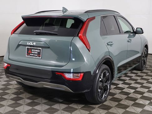 Used 2023 Kia Niro Wind w/ Wind Preserve Package FWD image 10