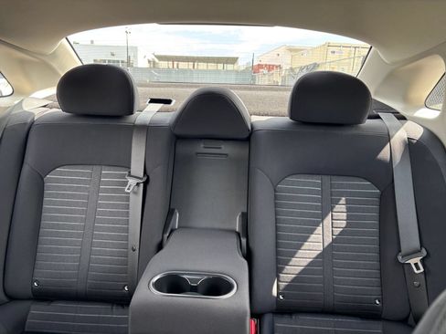 Used 2025 Kia K5 LXS FWD image 68