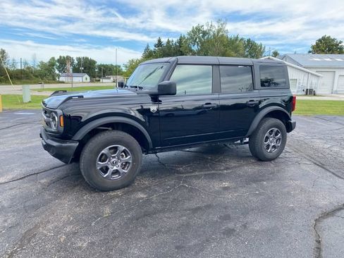 Used 2024 Ford Bronco Big Bend AWD/4WD image 2