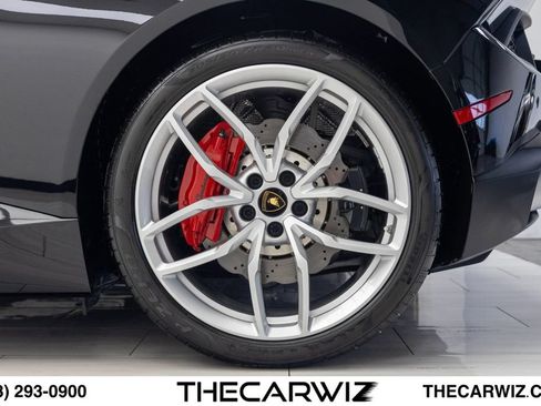 Used 2016 Lamborghini Huracan LP 580-2 RWD image 18