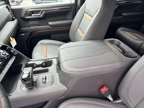 Certified 2024 GMC Sierra 1500 AT4 w/ Technology Package AWD/4WD image 21