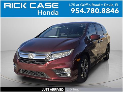 Used 2018 Honda Odyssey Touring image 1