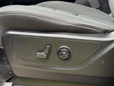 Used 2021 RAM 1500 Big Horn AWD/4WD image 22