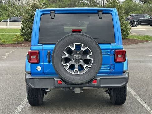 Used 2024 Jeep Wrangler Sahara w/ Technology Group image 4